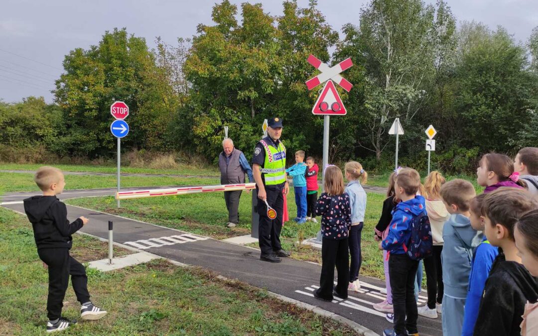 Prvašići na prometnom poligonu